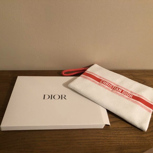 Dior Beauty 2024 Wristlet Pouch NWT - Picture 2 of 5